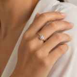 FLOWER RING WITH CENTRAL DIAMOND