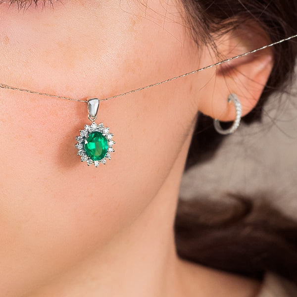 COLGANTE ESMERALDA Y DIAMANTES CREADOS COLECCION ASTRA