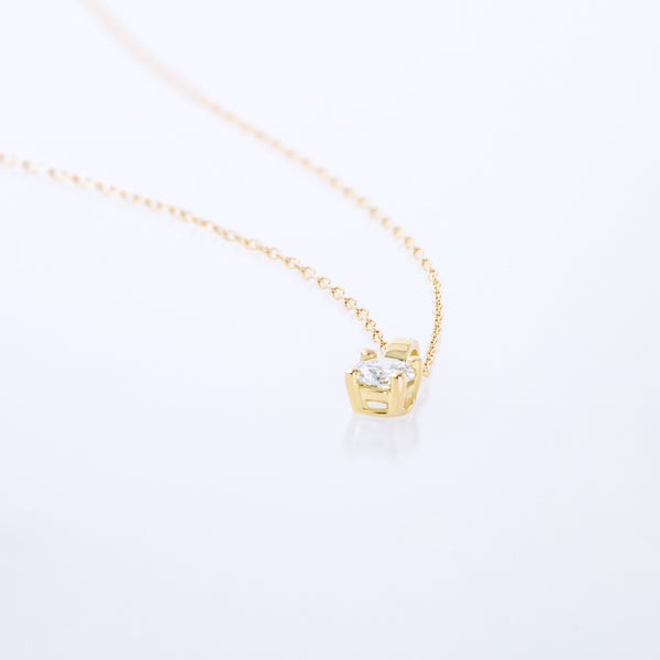 PENDANT WITH CLAW DIAMOND 0.08 CARATS MICHELLE