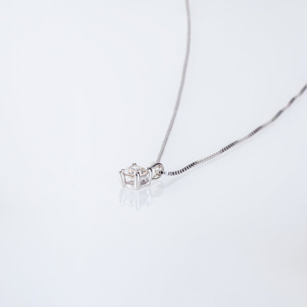 PENDANT WITH CLAW DIAMOND 0.10 CARATS MICHELLE
