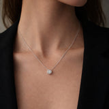 COLGANTE DIAMANTE CHATON 0.40 QUILATES PUNTO DE LUZ