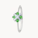 Anillo Oro blanco 18kt esmeraldas y diamantes Yasmine