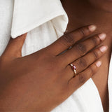 Anillo Oro 18kt con rubi y diamantes Britt