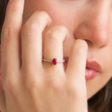 Anillo Oro blanco 18kt con rubi y diamantes Maurine