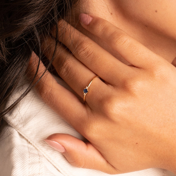 Anillo de Oro 18kt zafiro y diamantes Vicenza