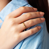 Anillo Oro 18 kilates con esmeraldas diamantes Vitalia