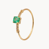 Anillo Oro 18 kilates con esmeralda y circonitas Valerie
