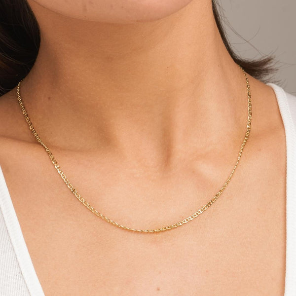 Cadena Oro 18kt ancla hueca tallada Malika
