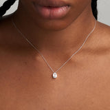 Colgante Oro blanco 18kt con aguamarina oval Ivy