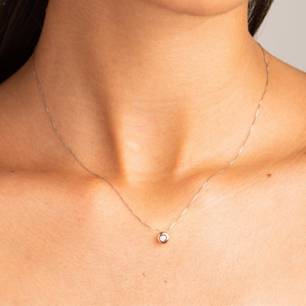 Colgante Oro bicolor 18kt chaton diamante Johari