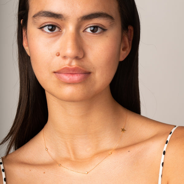 Collar Oro rosa 18 kilates estrella diamantes Odele