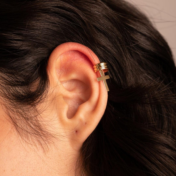 Earcuff Oro 18kt cruz colgando Gemma
