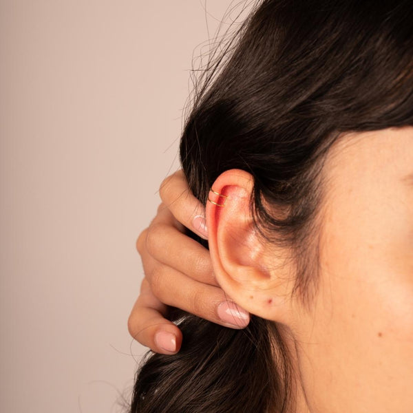 Earcuff Oro 18 kilates doble hilo Velma