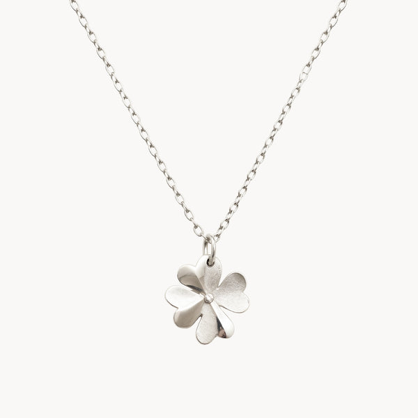 CLOVER PENDANT WITH ZIRCONIA