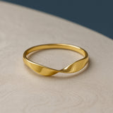 HALEY WAVE RING