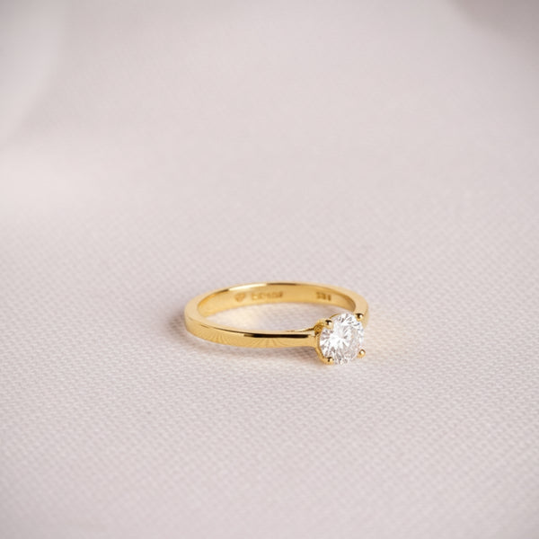 ANILLO SOLITARIO DIAMANTE CREADO 0.50 QUILATES COLECCION ASTRA