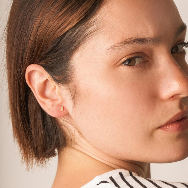 Piercing oreja Oro 18kt barrita bocel circonita Bruna