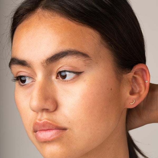 Piercing oreja Oro 18kt chaton circonita Serilda