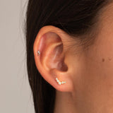 Piercing oreja Oro 18 kilates con circonitas en garra Ziva