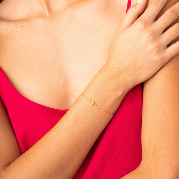 Pulsera Oro 18 kilates con estrella y diamantes Valeria