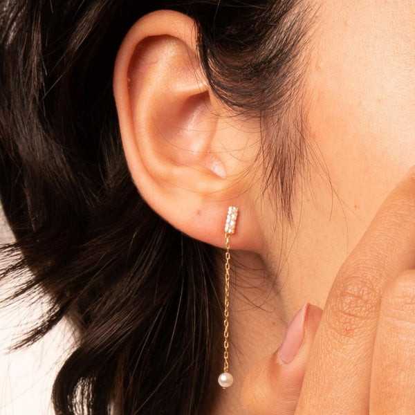 Pendientes Oro 18 kilates carril de circonitas cadena perla Aimara
