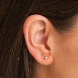 Pendientes Oro blanco 18kt con diamante creado en chaton 0.05 quilates Asya