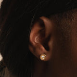 Pendientes Oro blanco 18kt con diamante creado con chaton 0.40 quilates Asya