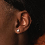 Pendientes Oro blanco 18 kilates con diamante garras 0.40 quilates Michelle