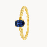 ANEL ENTRELAÇADO COM SAFIRA HENE