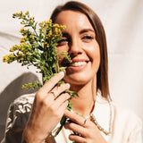 Anillo Oro 18kt con esmalte rojo diamantes