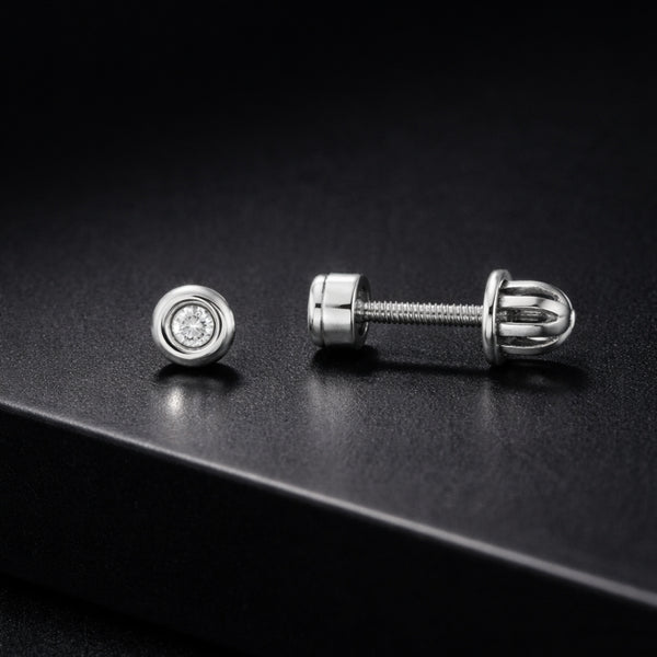 PENDIENTES CON DIAMANTE CHATON 0.050 QUILATES PUNTO DE LUZ