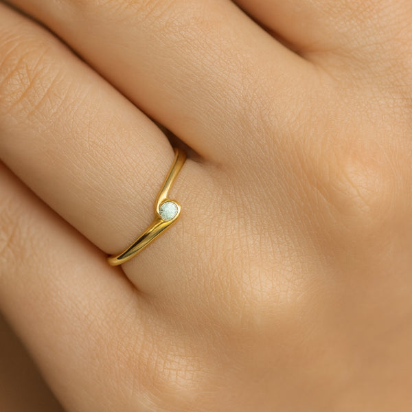 ANILLO SOLITARIO CRUZADO CON DIAMANTE 0.10 QUILATES MEDEA