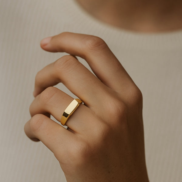 ANILLO SELLO CON CIRCONITAS SELENE