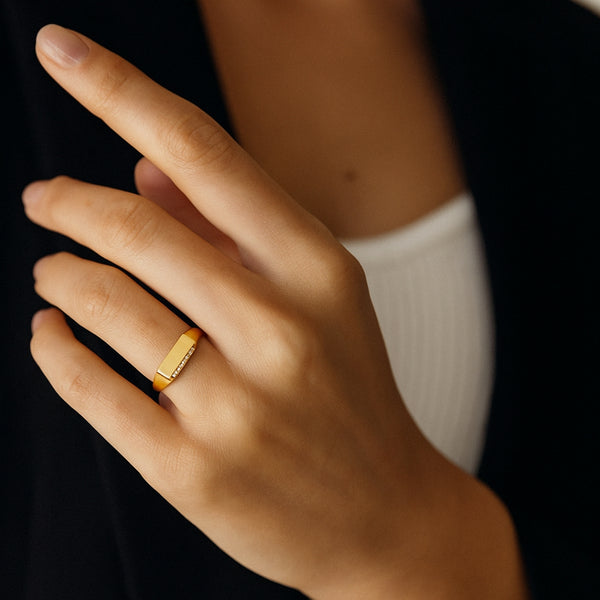 ANILLO SELLO CON CIRCONITAS SELENE