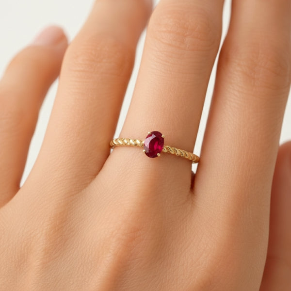 ANILLO TRENZADO CON RUBI HENE