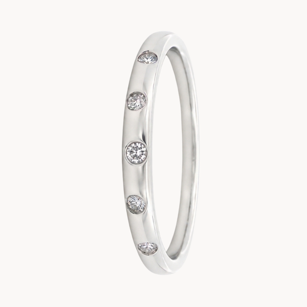 ANILLO ALIANZA CON DIAMANTES EMBUTIDOS