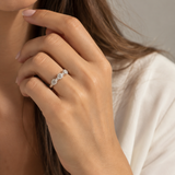 ANILLO CUATRO FLORES EN DIAMANTES BRILLANTES Y BAGUETTES
