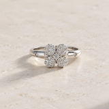 ANILLO TREBOL CON DIAMANTES BRILLANTES