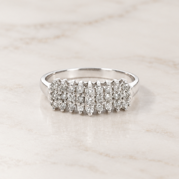 ANILLO BANDA DE DIAMANTES EN PAVE