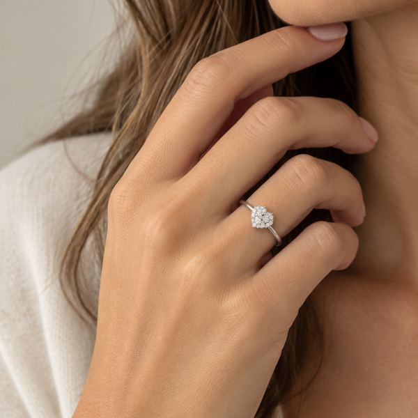 ANILLO ROSETON CORAZON DE DIAMANTES