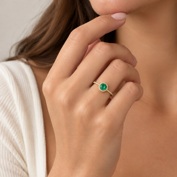 ANILLO CUARZO VERDE CON ORLA DE DIAMANTES