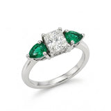 ANILLO ESMERALDA TALLA CUSHION CON DIAMANTES