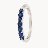 ANILLO CON ZAFIROS Y DIAMANTES LATERALES