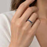 ANILLO CON ZAFIROS Y DIAMANTES LATERALES