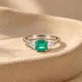 ANILLO ESMERALDA PRINCESA CON DIAMANTES
