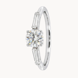 ANILLO DIAMANTE CENTRAL Y TRAPECIO II