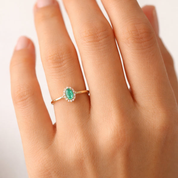 ANILLO ESMERALDA Y DIAMANTES SELENA