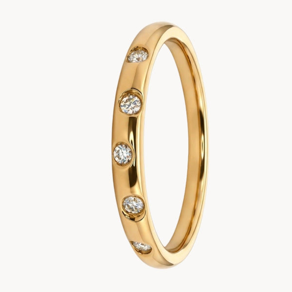 ANILLO ALIANZA CON DIAMANTES EMBUTIDOS