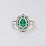 ANILLO VINTAGE FLOR CON ESMERALDAS Y DIAMANTES