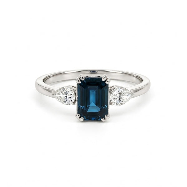 Baguette sapphire ring with diamond knob